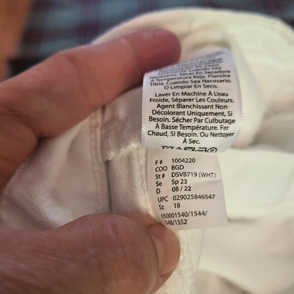 Sofia Vergara High Waist Ankle Jeans Size 18 White Jeans NWT - Picture 10 of 13